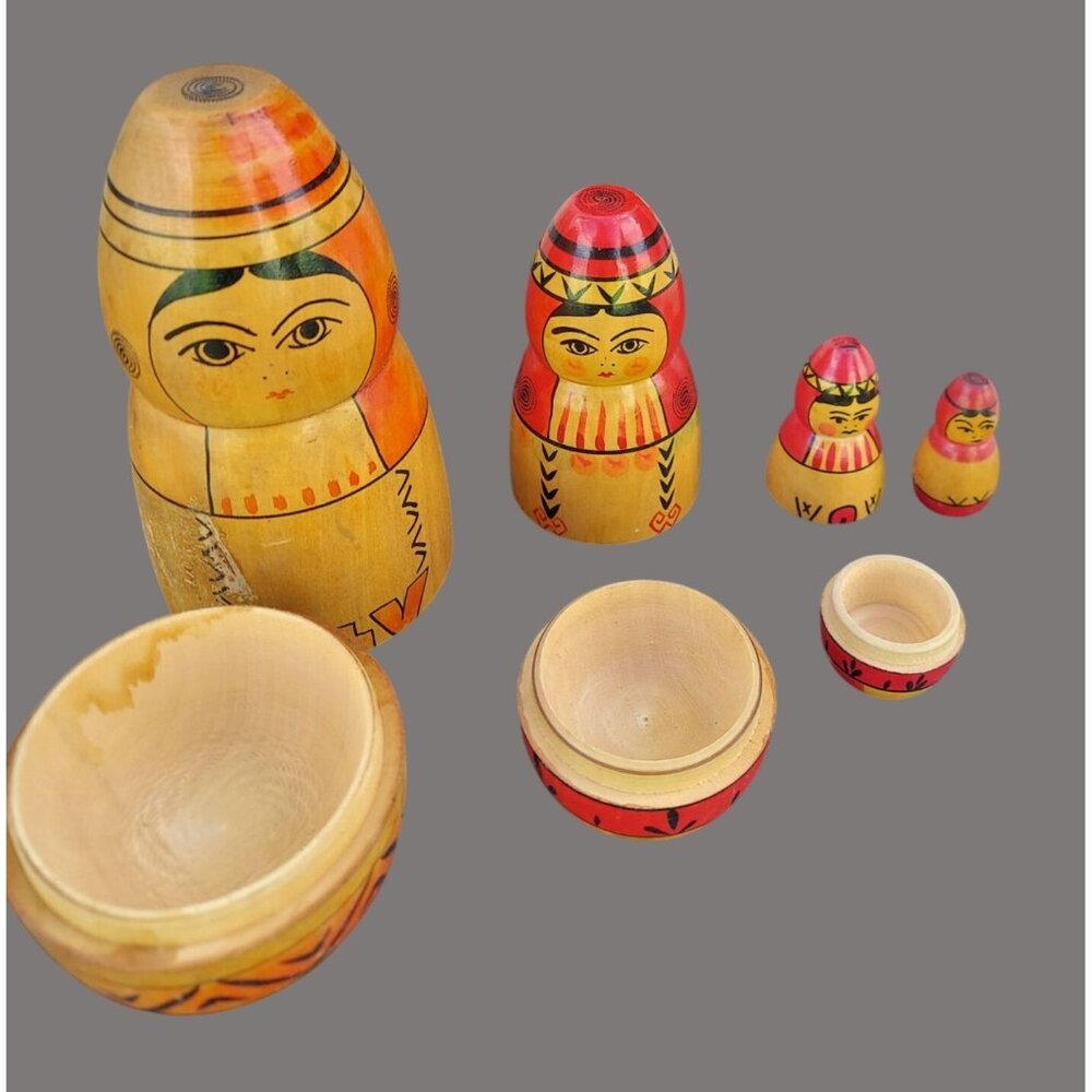 Vintage Hand-Painted Wooden Russian Nesting Dolls * D20